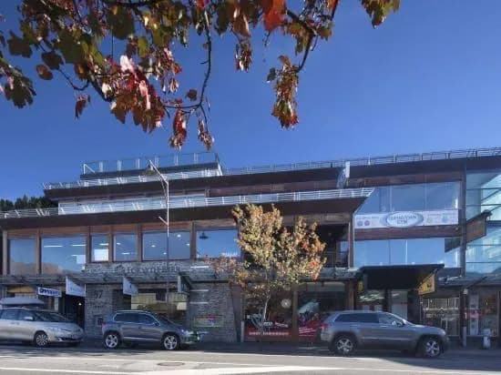 Shotover Penthouse & Spa by Staysouth