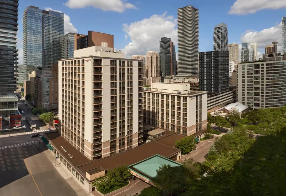 Courtyard by Marriott Toronto Downtown