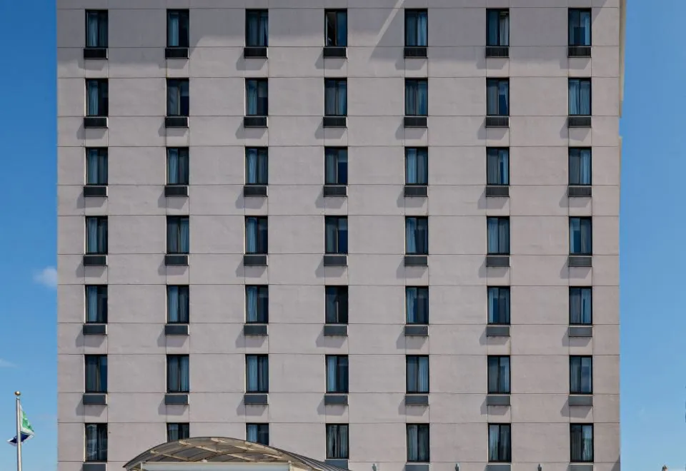 Holiday Inn Express Brooklyn, an IHG Hotel