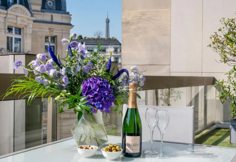 Warwick Paris (Former Warwick Champs-Elysees)