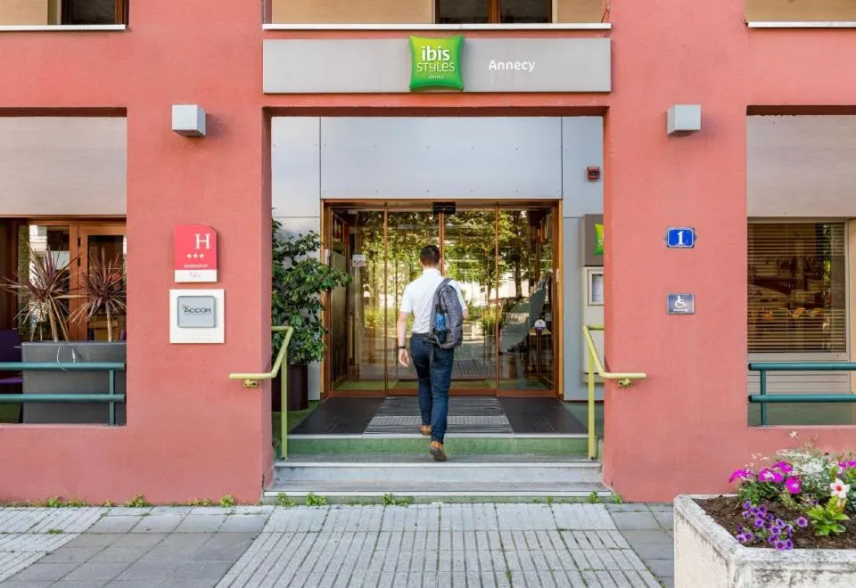 Ibis Styles Annecy Centre Gare