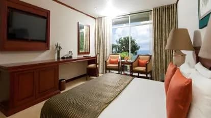 Hunasfalls Hotel