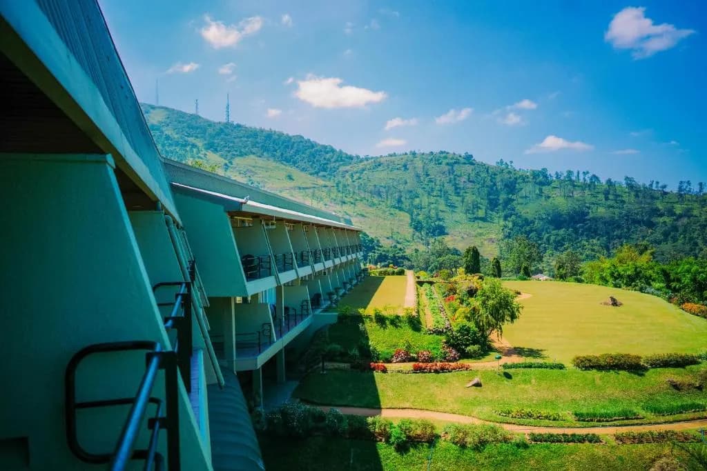 Hunasfalls Hotel