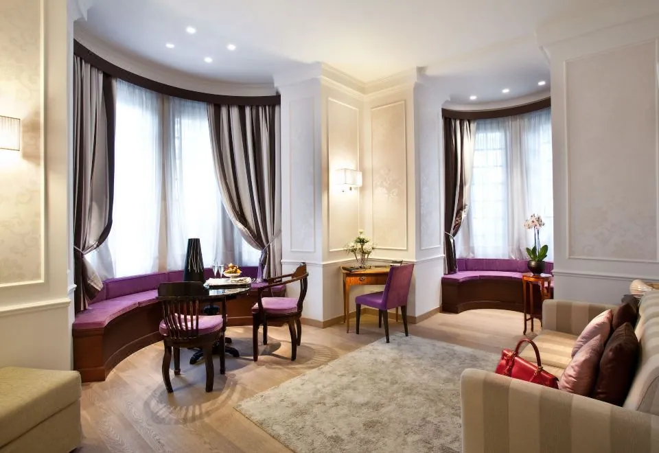 The Ashbee Hotel