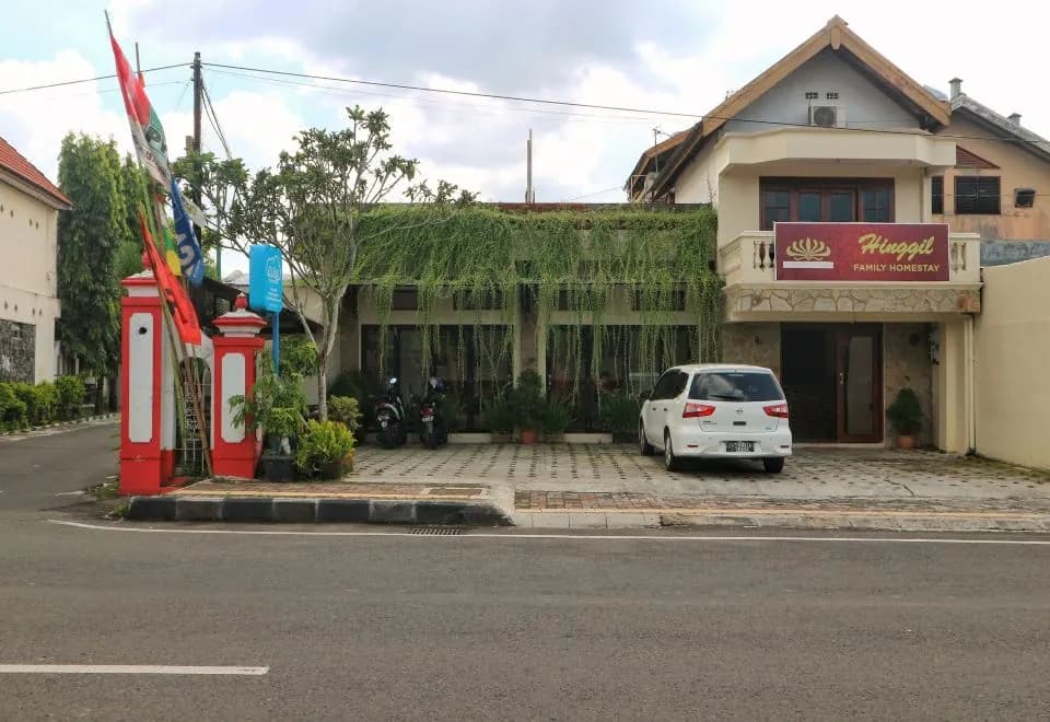 Hinggil Homestay Syariah Malioboro Yogya RedPartner