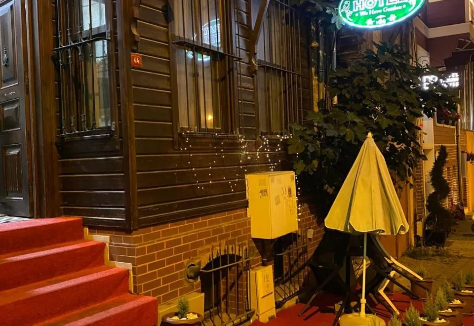Nuray Hotel