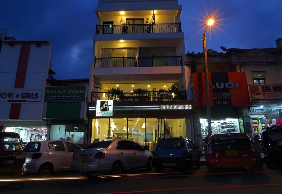 Cafe Aroma Inn