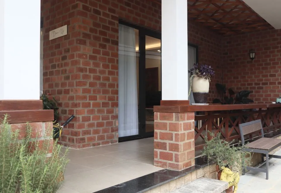 Hoang Loc Villa