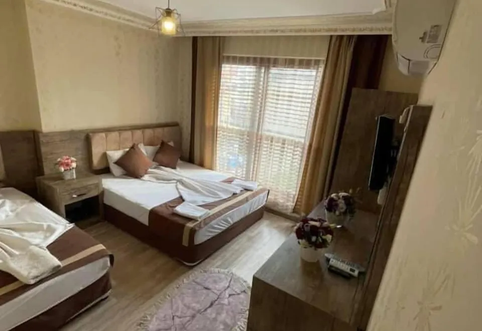 Özgür Hotel