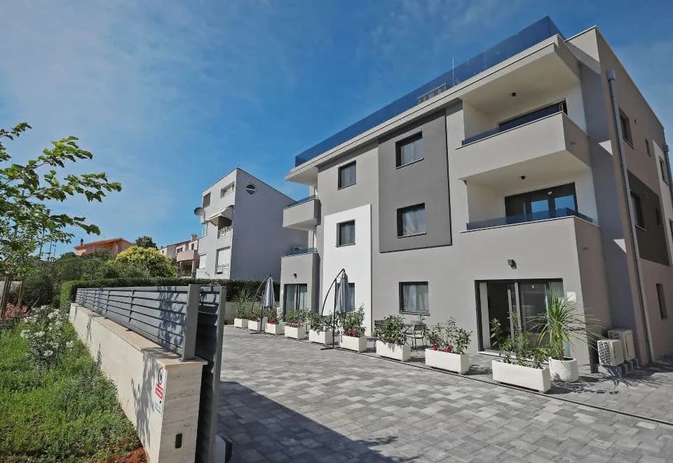 Luxury Majpruz Suites