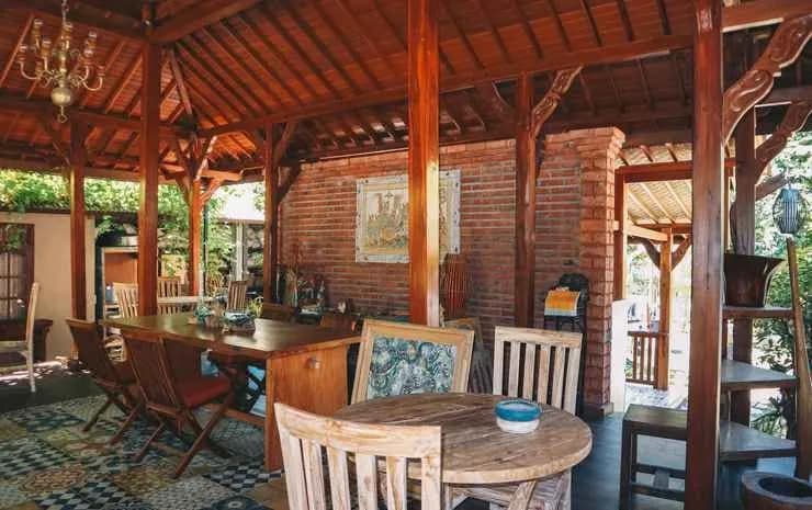 mirah guest house