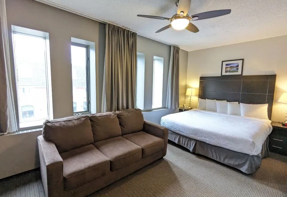 King Edward Hotel