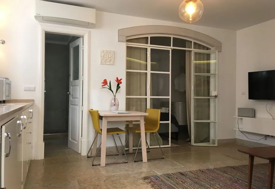 Almamater Lisbon Apartments