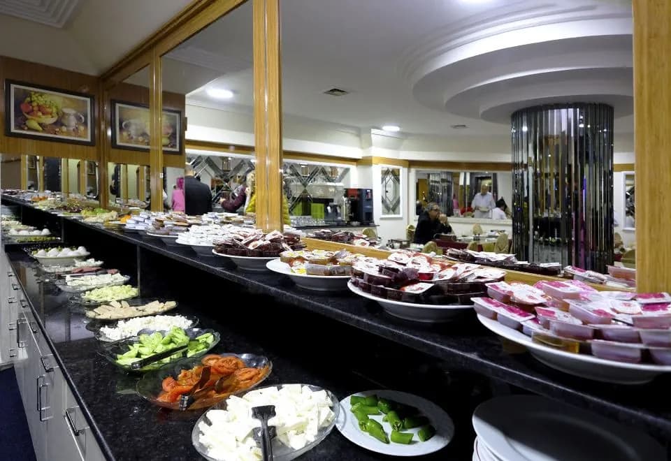 Hotel Ozbek
