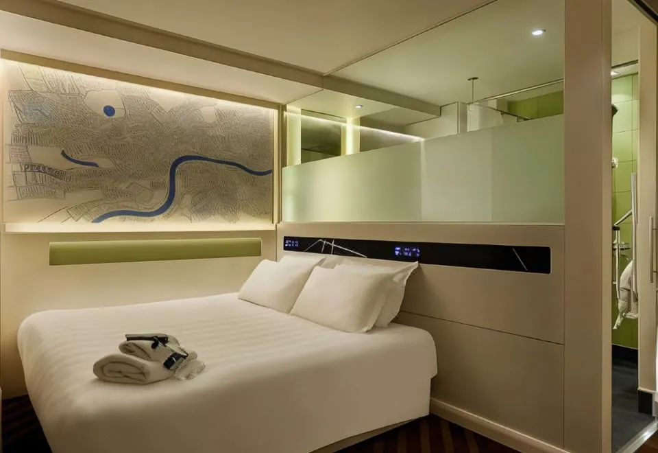 Hub by Premier InnLondon Covent Garden