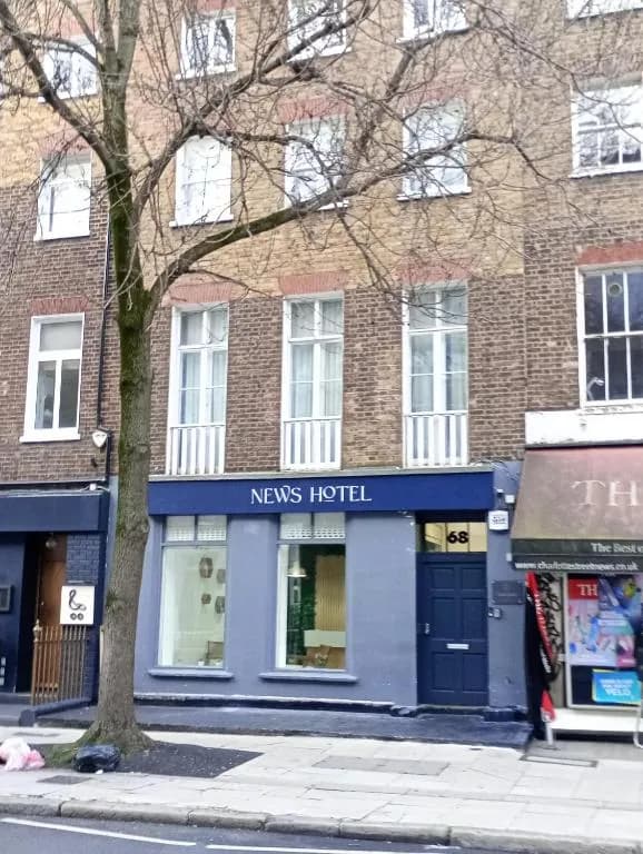 News Hotel by DC London Rooms