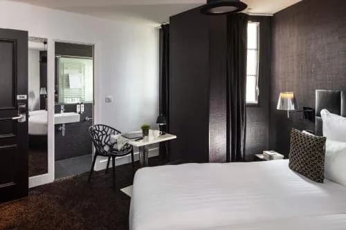 First Hotel Paris Tour Eiffel