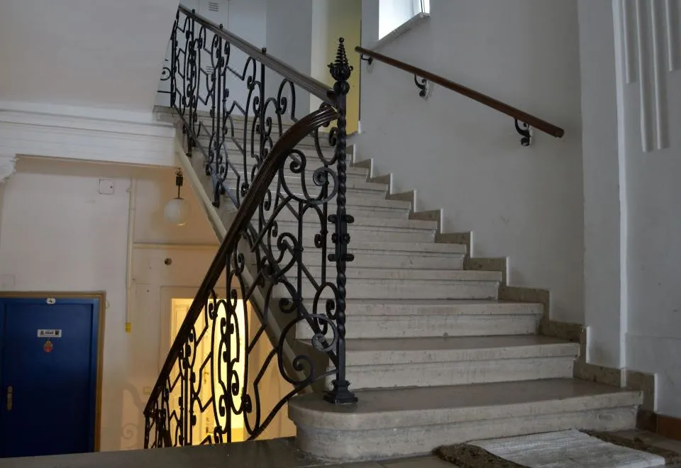 GoVienna Belvedere Apartment
