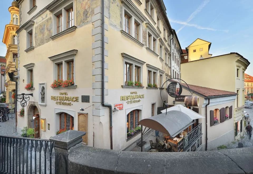 Hotel U 3 Pstrosu