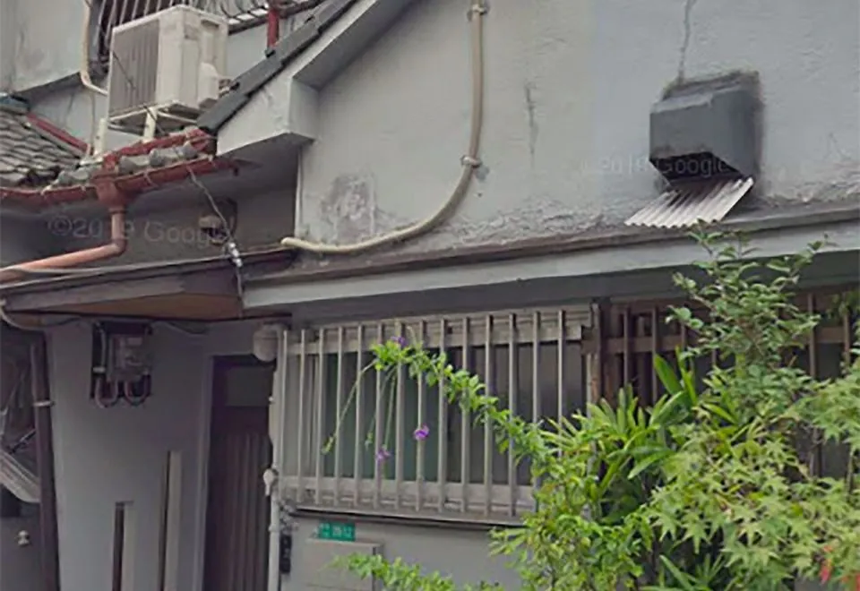 Higashimikuni House
