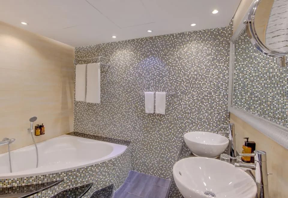 Donatello Hotel