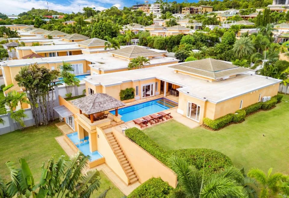 Sunset View Luxury Pool Villa