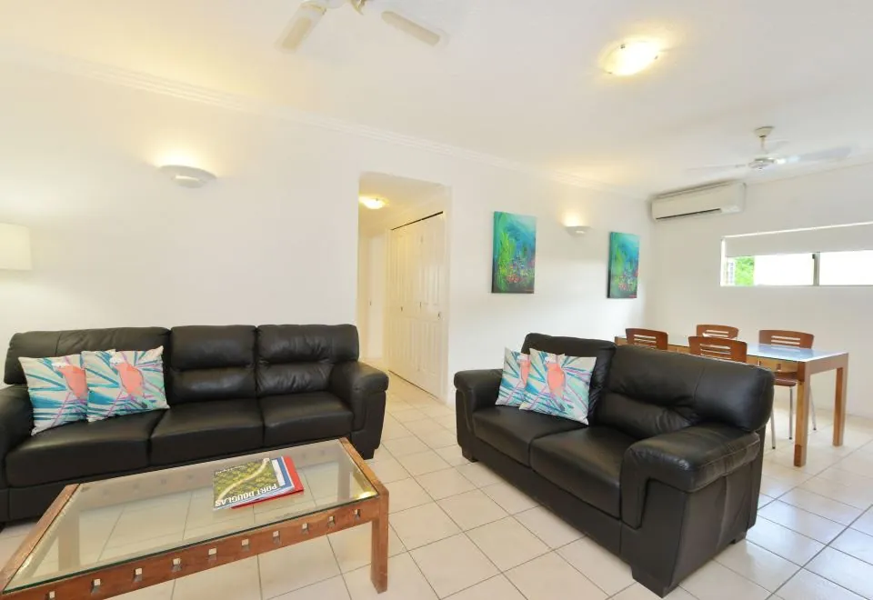 Central Plaza Port Douglas Apartments