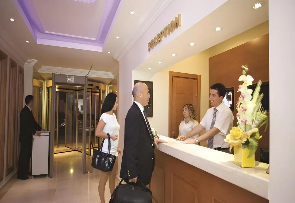 The City Hotel