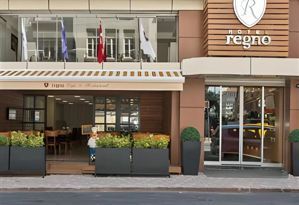 Regno Hotel