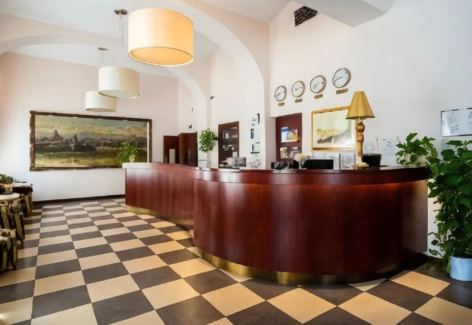 EA Hotel Downtown