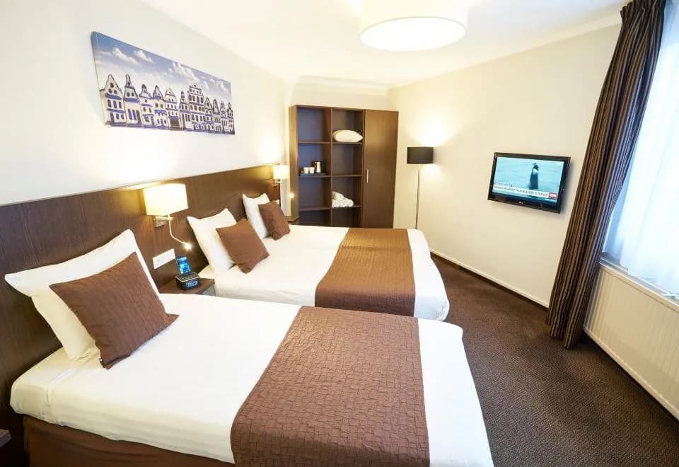Hotel Nes