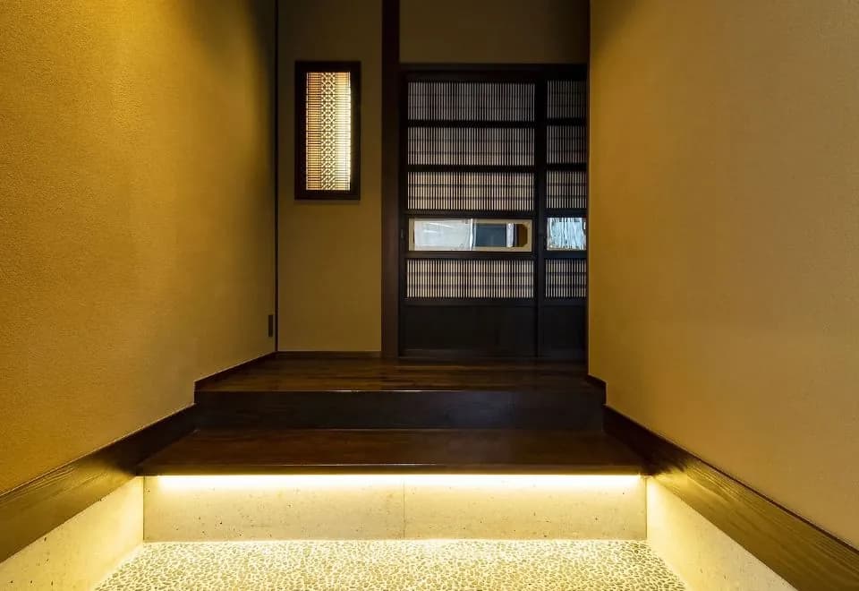 Higashiyama Sho,