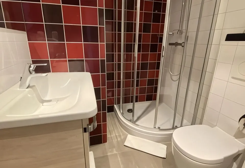 Best Western DAM Square Inn