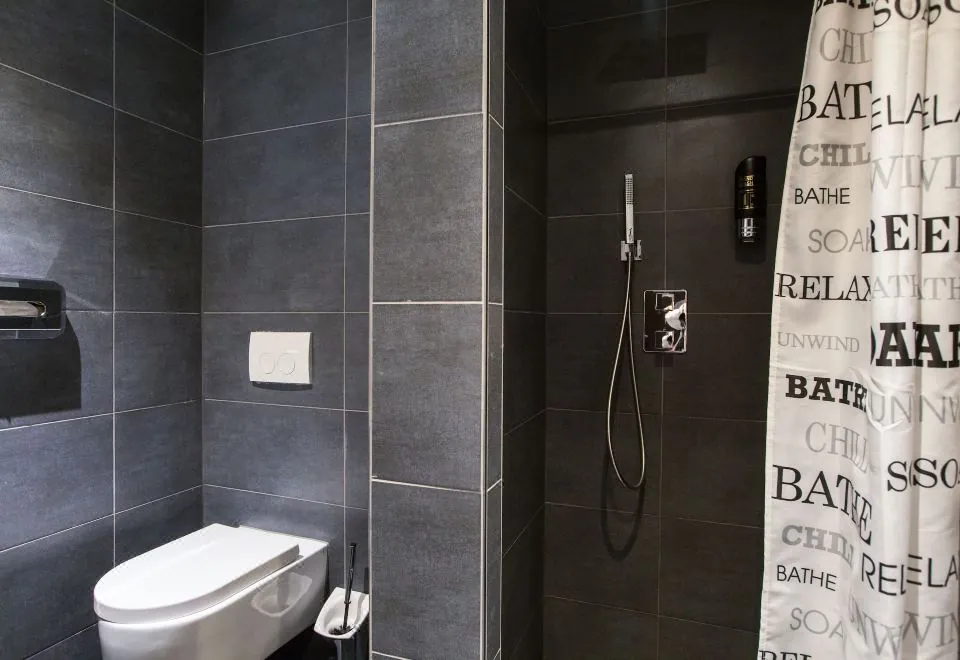 Hotel Manofa