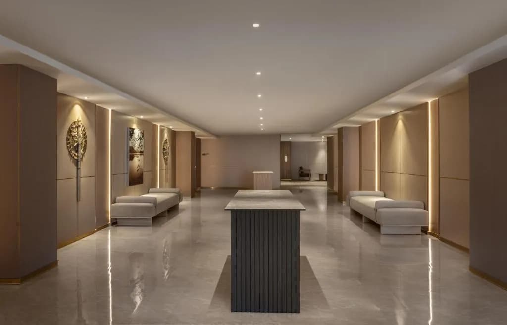 The Golden Crown Hotel