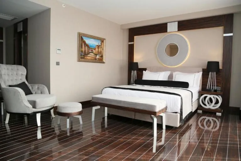 Ramada Hotel & Suites by Wyndham Istanbul- Sisli