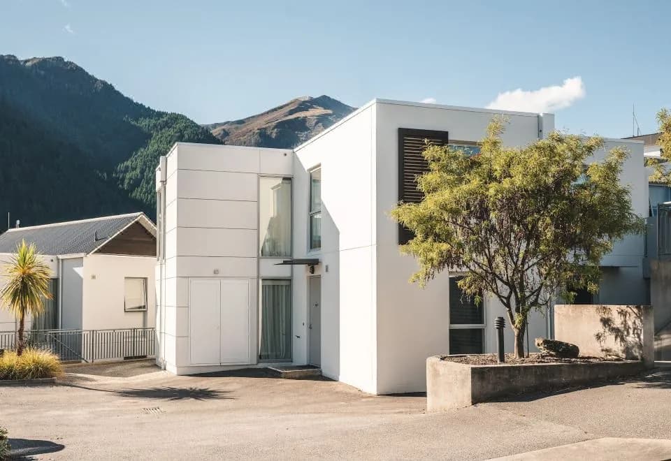Blue Peaks Apartments