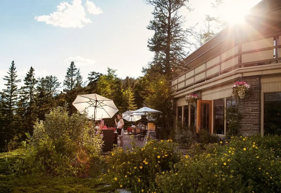 The Juniper Hotel & Bistro