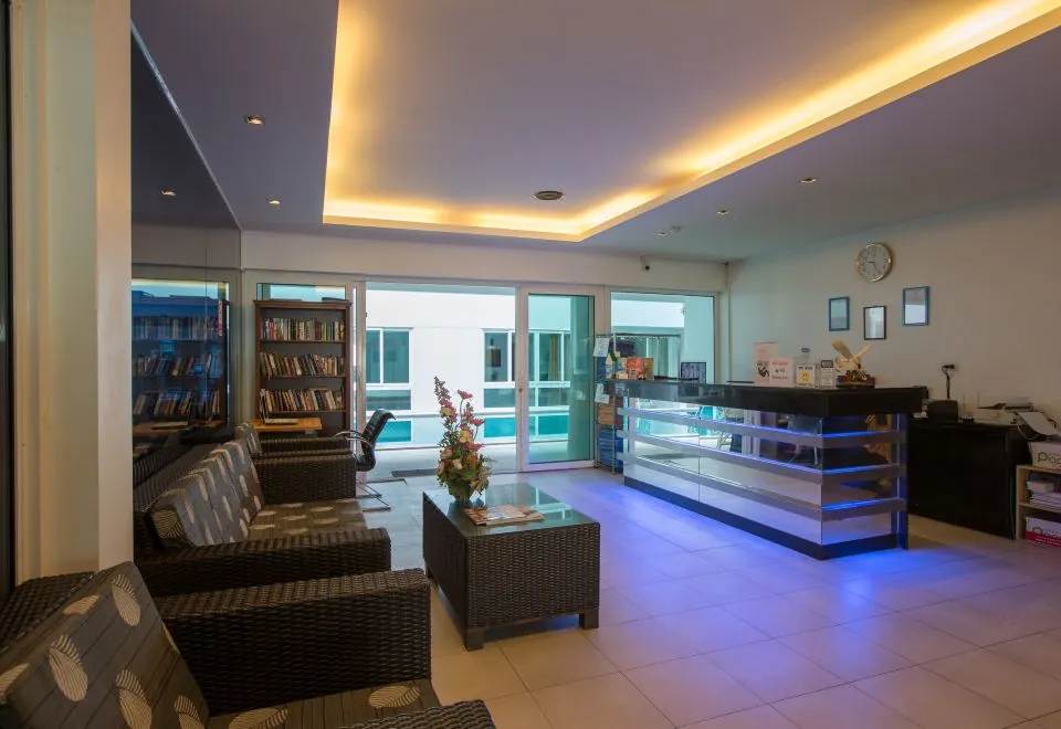 The Palms, Kamala Beach