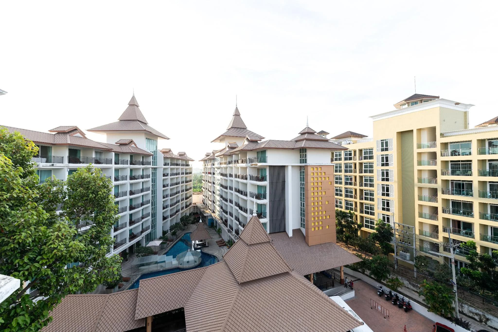 Crystal Palace Pattaya