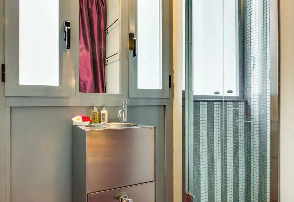 Casa Heberart Guest House Sistina