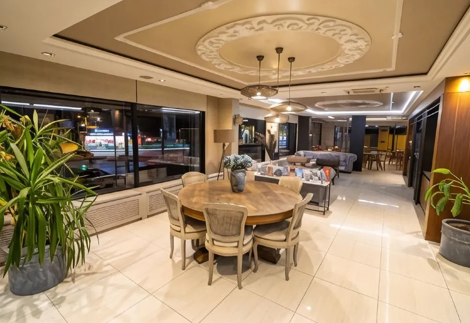 K Suites Otel