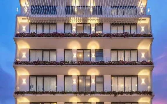 Len＇s Hotel
