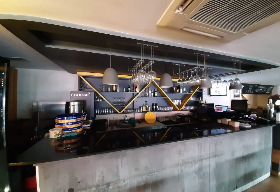 Sapko Airport Hotel