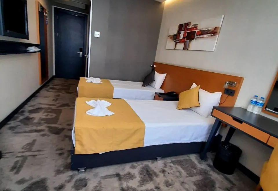 Sapko Airport Hotel