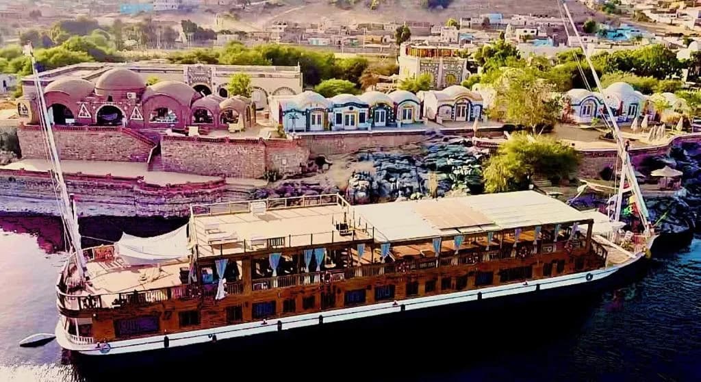 Artika Wadi Kiki Hotel