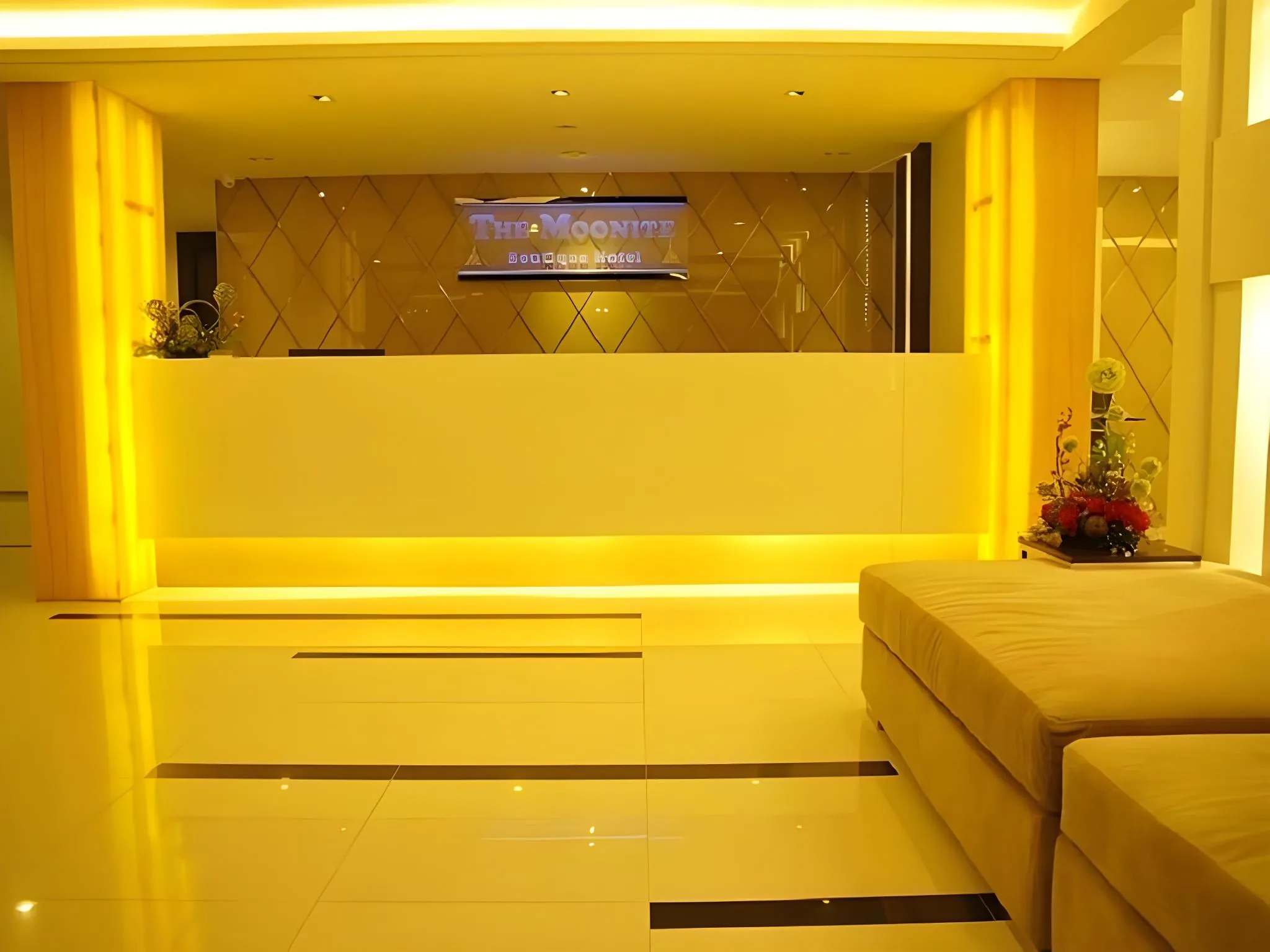 The Moonite Boutique Hotel Bangkok
