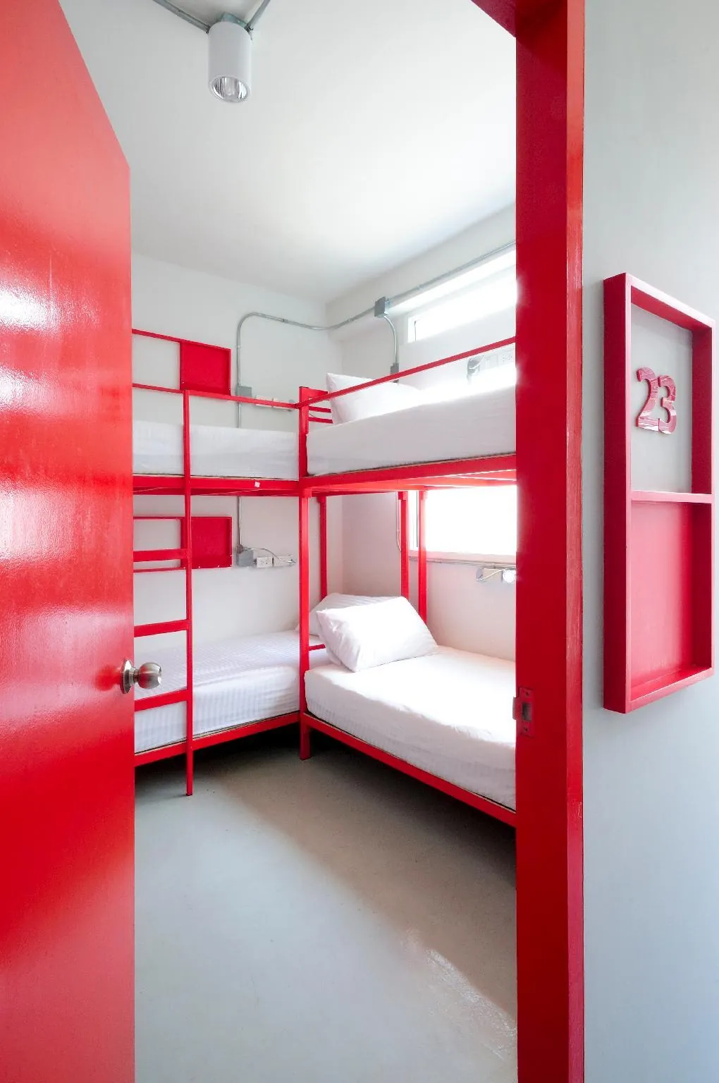 Jellybean Ezy Hostel Sathorn