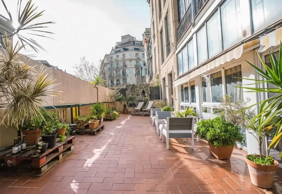 360 Hostel Barcelona Arts&Culture