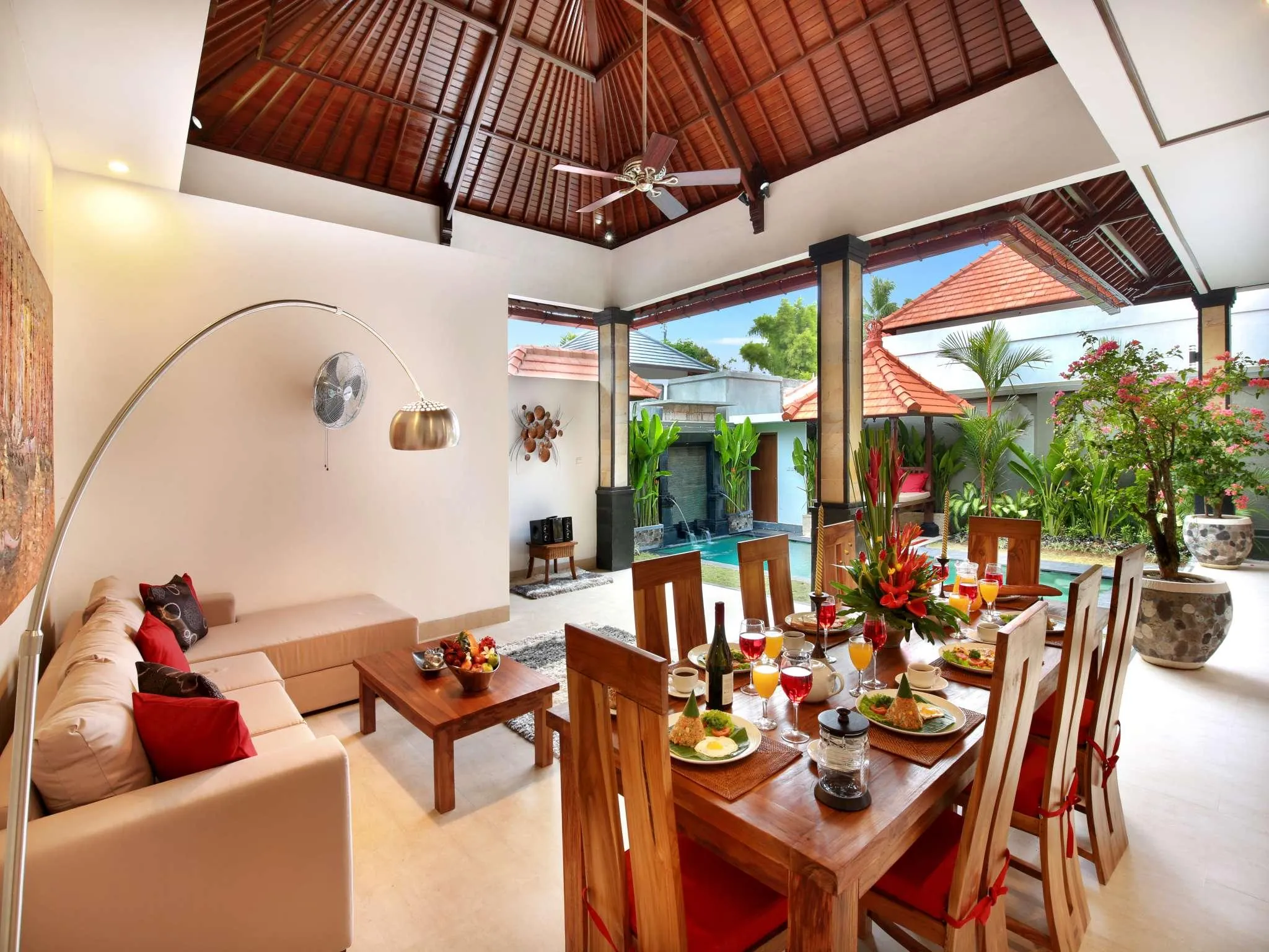 De Liza Villa Seminyak Beachside